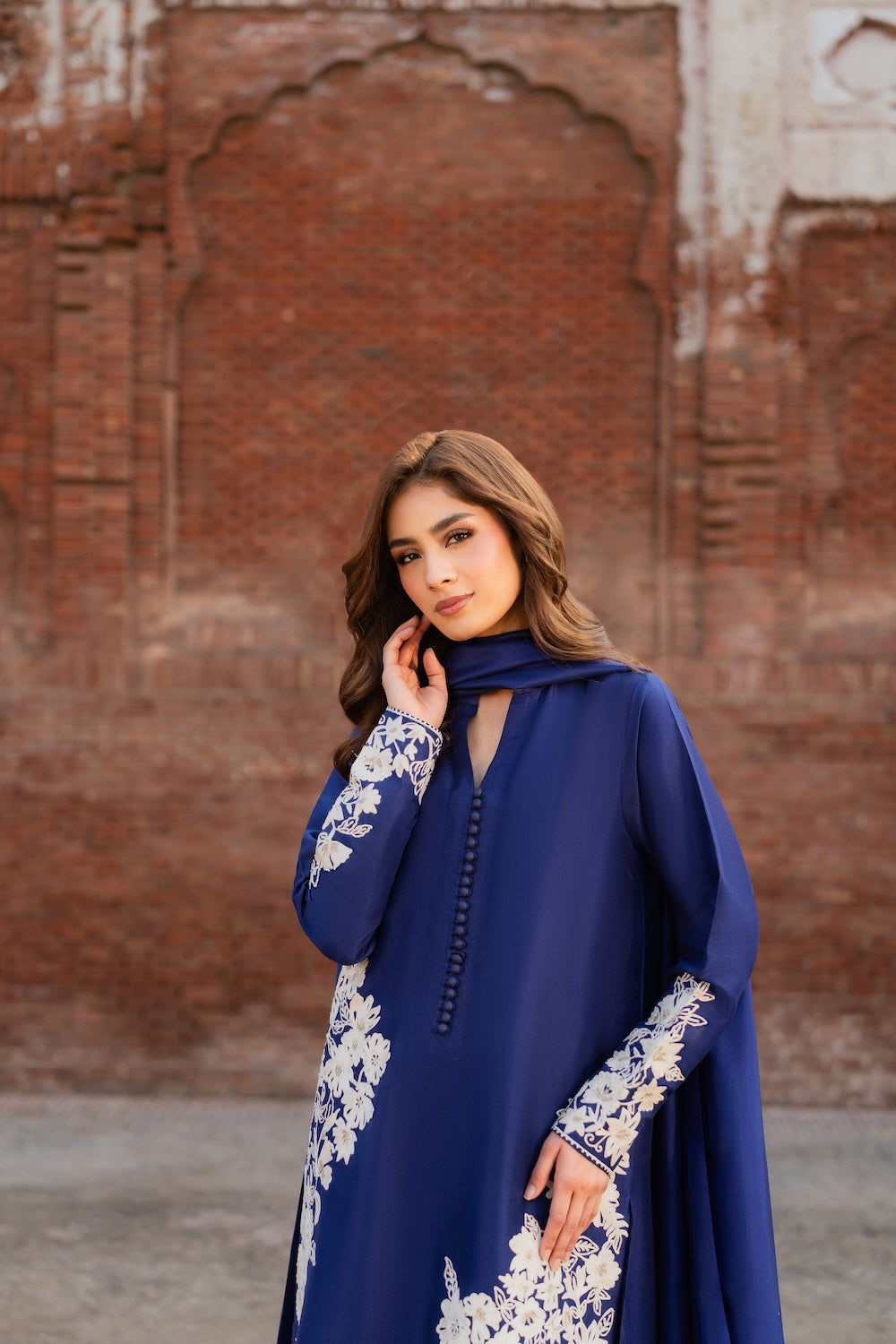 Robe Mirana