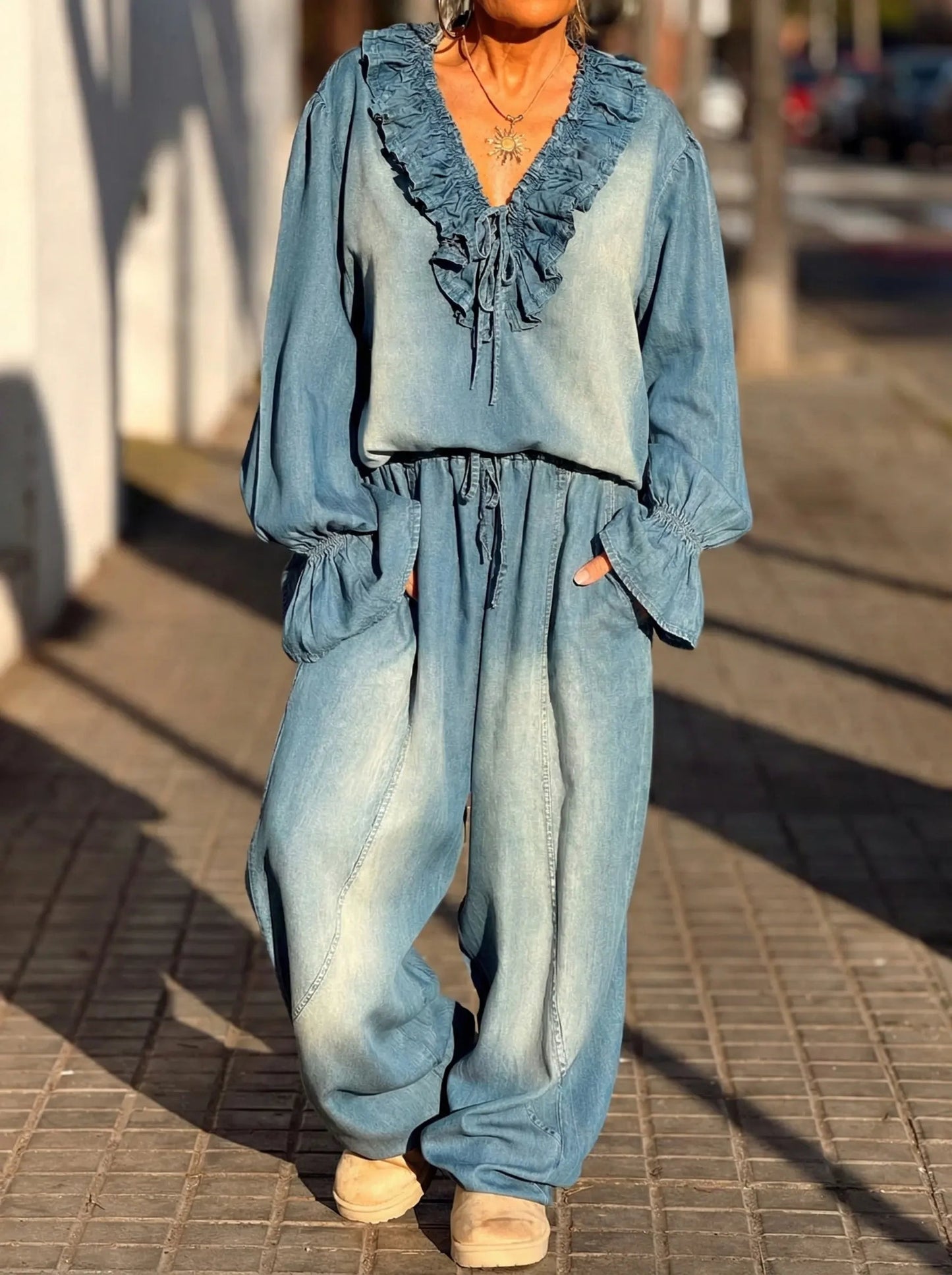 Jean Lola