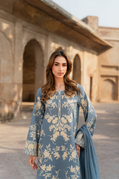 Robe Miral